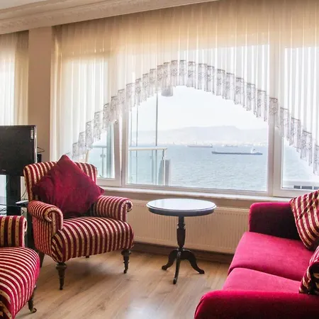 Apartment Sea View Flat W Balcony 1 Min To Shore And Park *